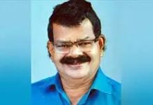തിരുവനന്തപുരത്തെ സിപിഎം കോർപ്പറേഷൻ കൗൺസിലർ ലക്ഷം രൂപ കൈക്കൂലി വാങ്ങുന്ന ദൃശ്യങ്ങൾ പുറത്ത്; പുറത്താക്കി തടിയൂരാൻ സിപിഎം: വീഡിയോ ദൃശ്യങ്ങൾ വാർത്തയോടൊപ്പം