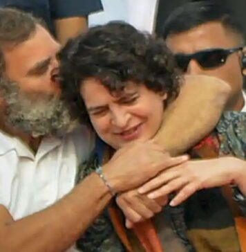 “സഹോദരിയെ ചുംബിക്കുന്നത് ഇന്ത്യൻ സംസ്കാരമല്ല”: രാഹുലിനും പ്രിയങ്കയും എതിരെ രൂക്ഷ വിമർശനവുമായി മധ്യപ്രദേശിലെ ബിജെപി നേതാവും മന്ത്രിയുമായ കൈലാഷ് വിജയ്; വിശദാംശങ്ങൾ വായിക്കാം