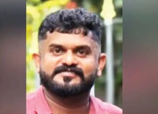 സിപിഎം ബ്രാഞ്ച് സെക്രട്ടറി പോക്സോ കേസില് അറസ്റ്റില്; ലൈംഗികാതിക്രമം കടയിൽ ജഴ്സി വാങ്ങാനെത്തിയ പത്താം ക്ലാസ് വിദ്യാര്ത്ഥിയോട്: വിശദാംശങ്ങൾ വായിക്കാം