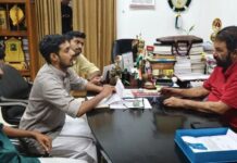 സിപിഐ വിമർശിച്ചാൽ എന്താ, എബിവിപി അഭിനന്ദിച്ചില്ലോ: പിഎം ശ്രീ പദ്ധതിയിൽ ഒപ്പുവച്ച വിദ്യാഭ്യാസ മന്ത്രിയെ ഓഫീസിൽ എത്തിയ അഭിനന്ദിച്ച് എബിവിപി നേതാക്കൾ; സിപിഎം ബിജെപി അന്തർധാരയുടെ ഏറ്റവും പുതിയ വിശദാംശങ്ങൾ ഇങ്ങനെ