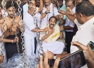 തെരഞ്ഞെടുപ്പ് വിജയത്തിനായുള്ള നേർച്ച; 8000 ഉണ്ണിയപ്പം കൊണ്ട് വിഡി സതീശന് തുലാഭാരം: വിശദാംശങ്ങൾ വായിക്കാം