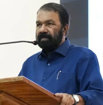 പി എം ശ്രീ പദ്ധതി നിർത്തിവെച്ചെന്ന് കേന്ദ്രത്തിന് കത്തയച്ചിട്ടില്ല; മാധ്യമങ്ങൾക്ക് മുന്നിൽ വെളിപ്പെടുത്തലുമായി വിദ്യാഭ്യാസ മന്ത്രി ശിവൻകുട്ടി: വിശദാംശങ്ങൾ വായിക്കാം
