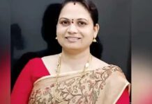 അവിഹിതബന്ധം ഉണ്ടെന്ന് സംശയം: ഭാര്യയെ ഭർത്താവ് ക്രിക്കറ്റ് ബാറ്റ് കൊണ്ട് തലക്കടിച്ചു കൊലപ്പെടുത്തി; കൊല്ലപ്പെട്ടത് ബാങ്ക് മാനേജരായ യുവതി; വിശദാംശങ്ങൾ വായിക്കാം