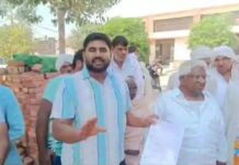 ഹരിയാനയിൽ ഭാരത് മാതാ, ജയ് ശ്രീറാം മുദ്രാവാക്യങ്ങൾ മുഴക്കി ഖുർആൻ കോപ്പികളും ബൈബിൾ കോപ്പികളും കൂട്ടിയിട്ട് കത്തിച്ചു; ഹിന്ദുത്വവാദികൾ നടത്തിയ അതിക്രമത്തിന്റെ വീഡിയോ ദൃശ്യങ്ങൾ കാണാം