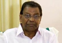 കോൺഗ്രസ് കോർ കമ്മിറ്റി പുനസംഘടന: തിരുവഞ്ചൂരിനെ ഉൾപ്പെടുത്തുന്നതിന് എതിർത്ത് എ ഗ്രൂപ്പ്; നീക്കങ്ങൾക്ക് മുന്നിൽ കോട്ടയത്തു നിന്നുള്ള മുതിർന്ന നേതാവ്: വിശദാംശങ്ങൾ വായിക്കാം