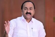 ബിഷപ്പ് സിനഡ് നടക്കുന്നതിനിടെ സീറോ മലബാർ സഭ ആസ്ഥാനത്ത് പ്രതിപക്ഷ നേതാവ്; വിഡി സതീശൻ എത്തിയത് ഔദ്യോഗിക വാഹനം ഒഴിവാക്കി