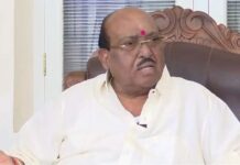 പത്മ പുരസ്കാരങ്ങൾ: കേരളം നൽകിയ പട്ടികയിൽ വെള്ളാപ്പള്ളിയുടെയും വിഎസ് അച്യുതാനന്ദന്റെയും പേരില്ല; ഉൾപ്പെടുത്തിയത് കേന്ദ്രസർക്കാർ?