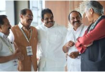 പിണറായിയെ പുറത്താക്കാൻ സൗകര്യമൊരുക്കി കോൺഗ്രസ്: കടക്ക് പുറത്ത് വെബ്സൈറ്റ് തയ്യാർ; ലിങ്ക് വാർത്തയോടൊപ്പം