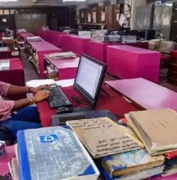 സർക്കാർ ജീവനക്കാർക്ക് ഇനി ശനിയാഴ്ചകളും അവധി; തൊഴിൽ ദിനങ്ങൾ ആഴ്ചയിൽ അഞ്ചുദിവസമാക്കി ചുരുക്കാൻ തീരുമാനം: വിശദാംശങ്ങൾ വായിക്കാം