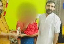 വിവിധ സന്ദർഭങ്ങളിൽ പോറ്റിയുടെ കുടുംബാംഗങ്ങൾക്കൊപ്പം സമയം ചെലവിടുന്ന കൂടുതൽ ചിത്രങ്ങൾ പുറത്ത്; കടകംപള്ളിയുടെ വാദങ്ങൾ പൊളിയുന്നു: വിശദാംശങ്ങൾ വായിക്കാം