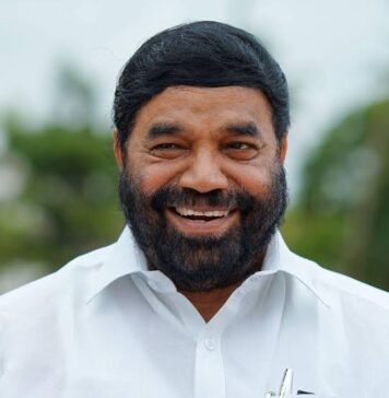വാസവനും അയ്യപ്പ കോപം; ഏറ്റുമാനൂർ ക്ഷേത്രത്തിൽ വേദിയിലെത്തിയ മന്ത്രിയെ കൂക്കിവിളിച്ച് നാട്ടുകാർ: വീഡിയോ ദൃശ്യങ്ങൾ കാണാം