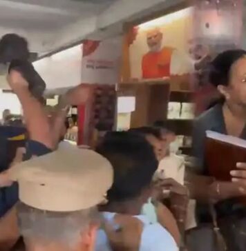 ആരോഗ്യമന്ത്രിയെ വധിക്കാൻ ശ്രമിച്ചെന്ന കേസ്: കെഎസ്യു പ്രവര്ത്തകര്ക്ക് ജാമ്യം നിഷേധിച്ച് കോടതി; വിശദാംശങ്ങൾ വായിക്കാം