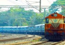 40 വര്ഷം പഴക്കമുള്ള ടിക്കറ്റ് സിസ്റ്റം മാറുന്നു, ട്രെയിൻ ടിക്കറ്റ് ബുക്കിംഗ് ഇനി വേഗത്തിൽ ; പുതിയ ഹൈടെക് സംവിധാനം കൊണ്ടുവരാൻ കേന്ദ്രം ; വിശദാംശങ്ങൾ വായിക്കാം