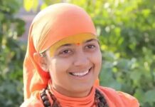 ചായ കുടിക്കുന്നവരും പശുക്കളെ കൊല്ലുന്നവരും തമ്മില് വ്യത്യാസമില്ല, ഹിന്ദുക്കള് ചായകുടിക്കരുത്; സാധ്വി ശ്രദ്ധ ; വിശദാംശങ്ങൾ വായിക്കാം