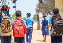 18 വയസ്സിന് താഴെയുള്ള കുട്ടികളുടെ സ്ക്രീന് ഉപയോഗത്തിന് നിയന്ത്രണം; നിയമം കൊണ്ടുവരാന് ബാലാവകാശ കമ്മിഷൻ; വിശദാംശങ്ങൾ വായിക്കാം