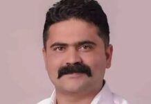സാക്ഷികളെ സ്വാധീനിക്കാനോ തെളിവുകള് നശിപ്പിക്കാനോ സാധ്യത; ജോലി വാഗ്ദാനം ചെയ്ത് ദലിത് യുവതിയെ പീഡിപ്പിച്ച കേസില് പ്രശോഭ് വത്സന് ജാമ്യമില്ല; പാലക്കാട്ടെ കോണ്ഗ്രസ് കൗണ്സിലര്ക്ക് തിരിച്ചടി: വിശദാംശങ്ങൾ വായിക്കാം